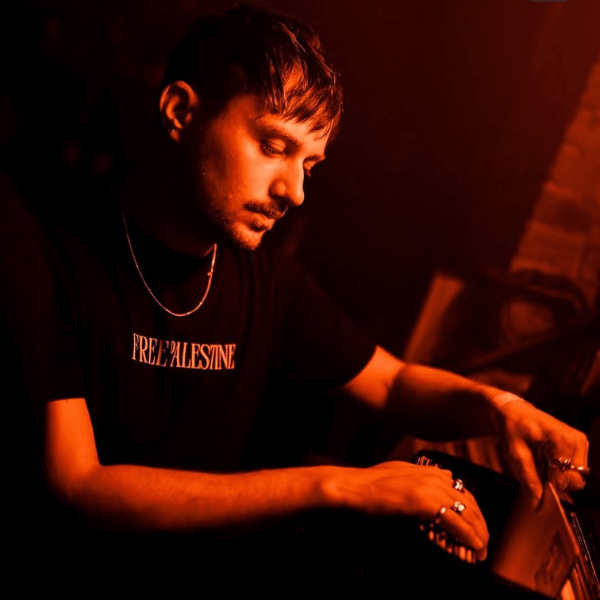 Louis Ray Taproom Set